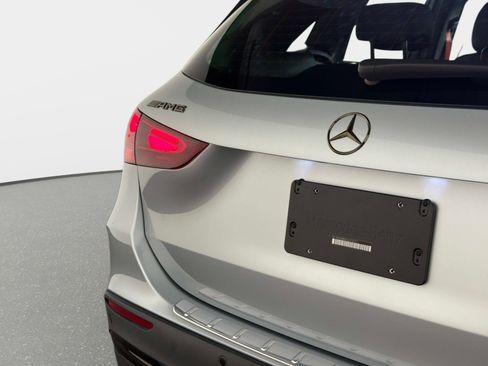 Used 2025 Mercedes-Benz GLA 35 AMG 4MATIC image 16