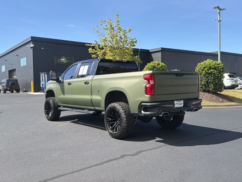 Used 2024 Chevrolet Silverado 1500 RST w/ Z71 Off-Road Package AWD/4WD image 15