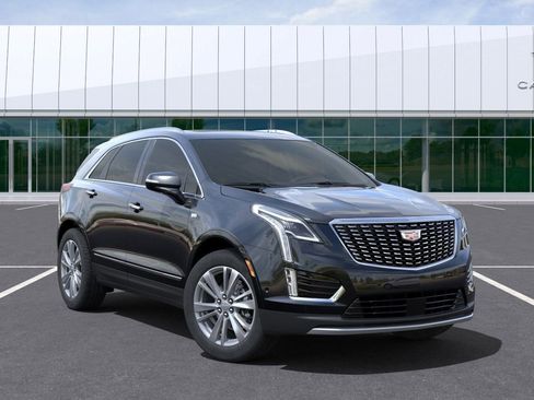 Used 2025 Cadillac XT5 Premium Luxury w/ Technology Package AWD/4WD image 7