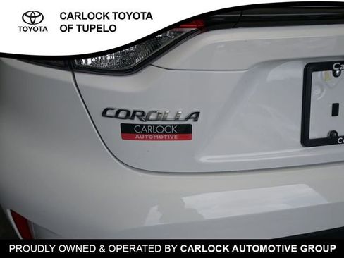 Used 2025 Toyota Corolla LE FWD image 32