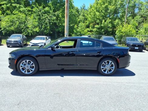 Used 2023 Dodge Charger SXT w/ Cold Weather Package AWD/4WD image 6