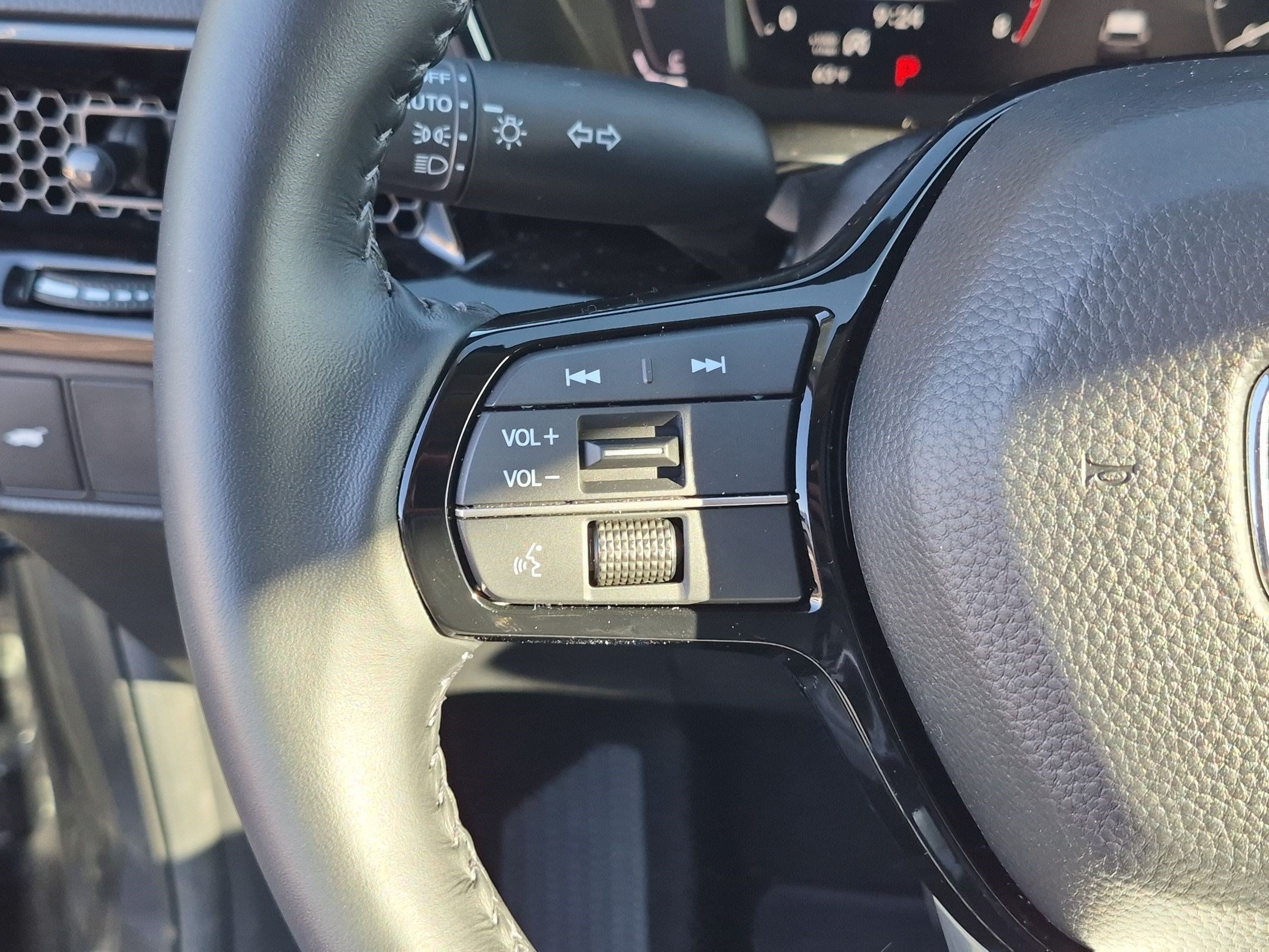Used 2026 Honda CR-V EX-L image 19