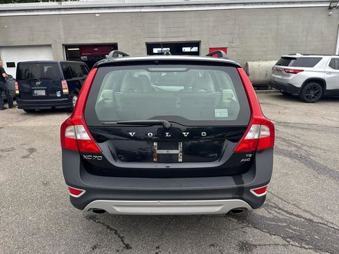 Used 2010 Volvo XC70 T6 AWD/4WD image 6