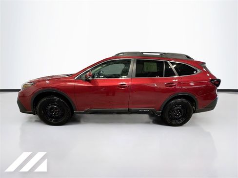 Used 2020 Subaru Outback Premium image 8
