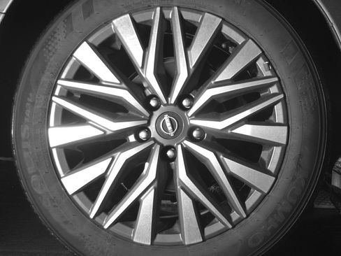 Used 2025 Nissan Altima 2.5 SV FWD image 15