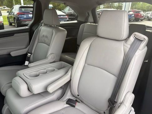 Used 2024 Honda Odyssey EX-L image 24