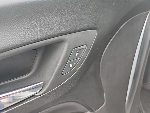 Used 2024 Chevrolet Equinox LT AWD/4WD image 33