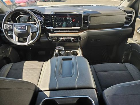 Certified 2022 GMC Sierra 1500 Elevation w/ Preferred Package AWD/4WD image 18