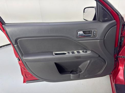 Used 2012 Ford Fusion SEL FWD image 34