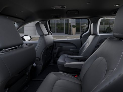 New 2026 Chrysler Voyager LX FWD image 23