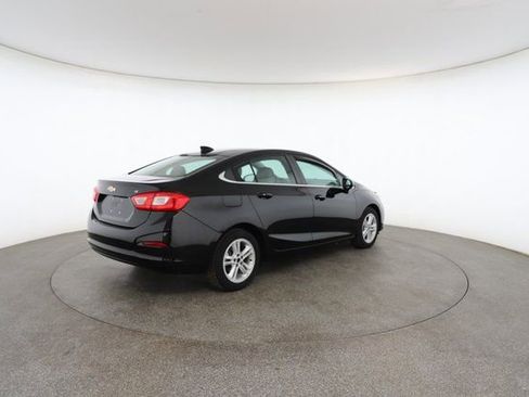 Used 2016 Chevrolet Cruze LT image 18