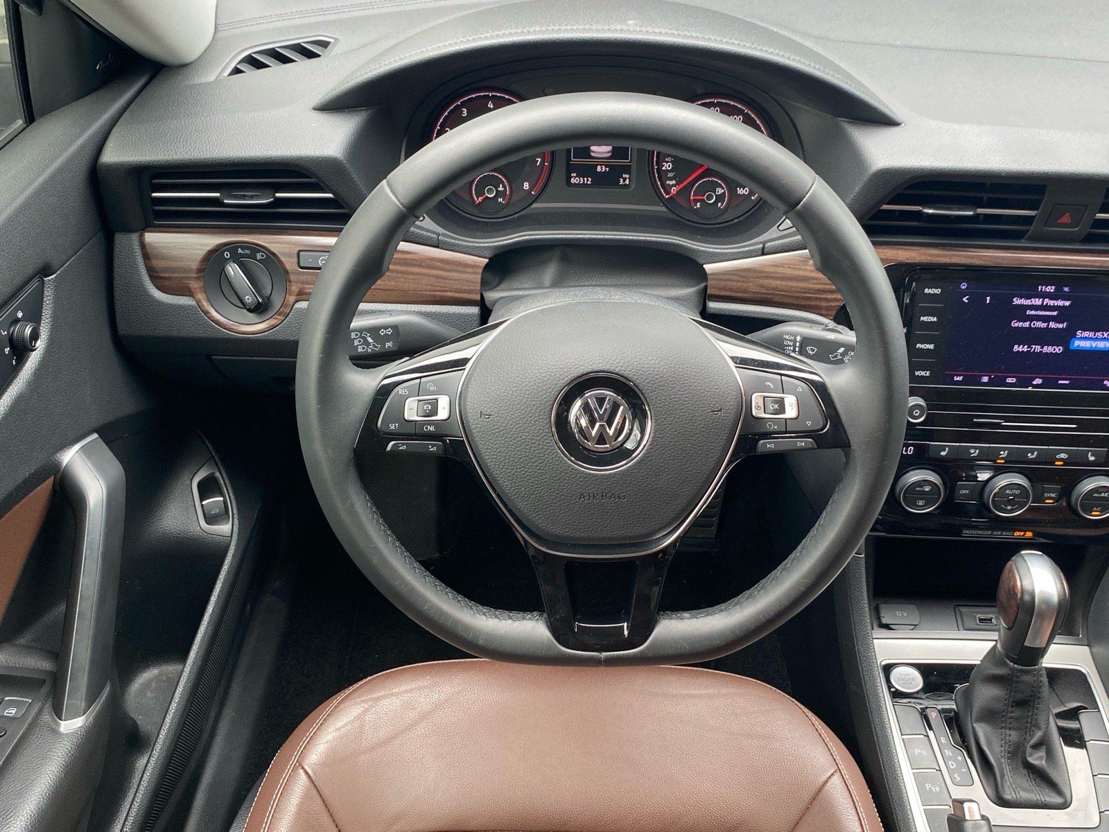 Used 2022 Volkswagen Passat 2.0T FWD image 5