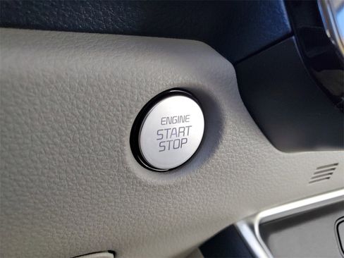 New 2026 Kia Carnival SX Prestige image 19