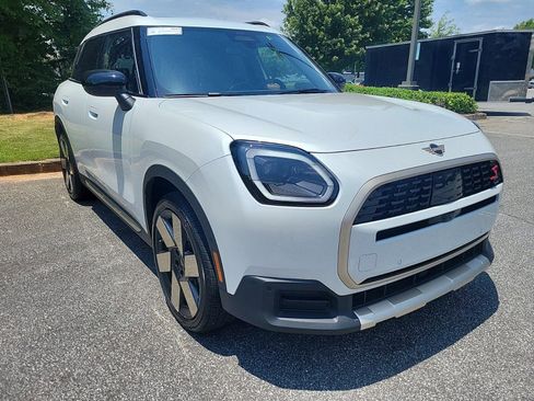 Used 2025 MINI Cooper Countryman S w/ Comfort Package Max image 19