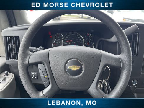 New 2026 Chevrolet Express 3500 LS image 12