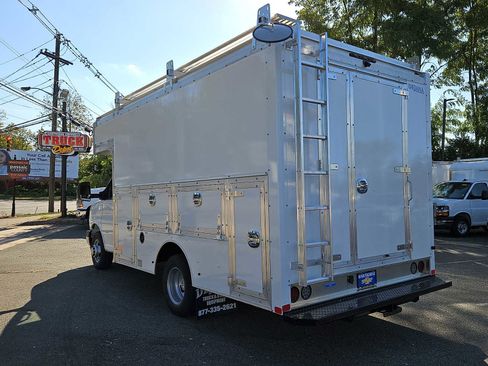 New 2025 Chevrolet Express 3500 w/ Power Convenience Package image 4