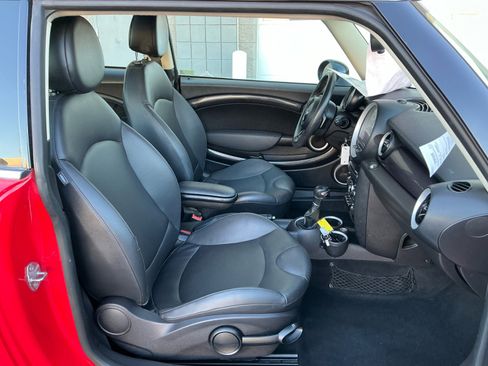 Used 2013 MINI Cooper S image 19