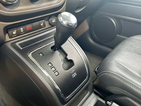 Used 2016 Jeep Patriot High Altitude image 25