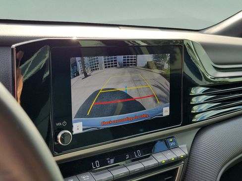 Certified 2025 Toyota Camry SE w/ Convenience Package FWD image 15