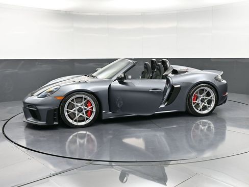 Certified 2025 Porsche 718 Boxster Spyder RS image 34