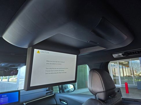 Certified 2026 Toyota Sienna Platinum image 14