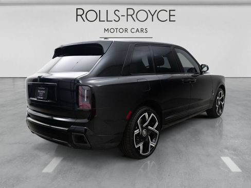 New 2027 Rolls-Royce Cullinan Black Badge AWD/4WD image 11