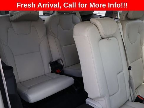 Used 2020 Volvo XC90 T6 Momentum AWD/4WD image 16