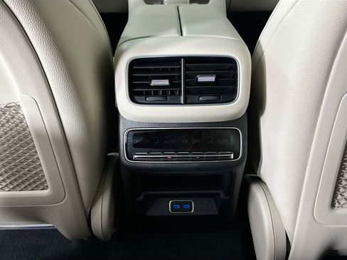 New 2026 Mercedes-Benz GLS 450 4MATIC image 27