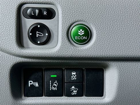 Used 2017 Honda Pilot Elite image 17