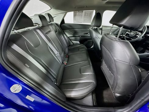 Used 2024 Hyundai Elantra Limited FWD image 11
