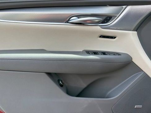 Certified 2023 Cadillac XT5 Premium Luxury w/ Technology Package AWD/4WD image 25