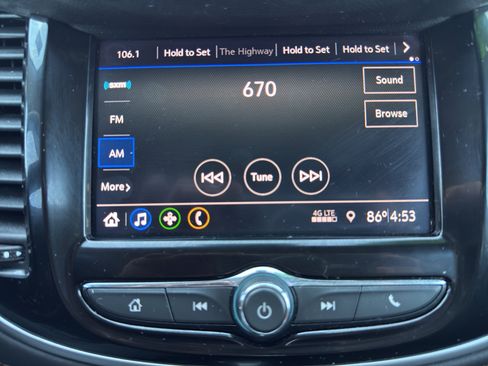 Used 2022 Chevrolet Trax LT w/ Midnight Edition AWD/4WD image 25