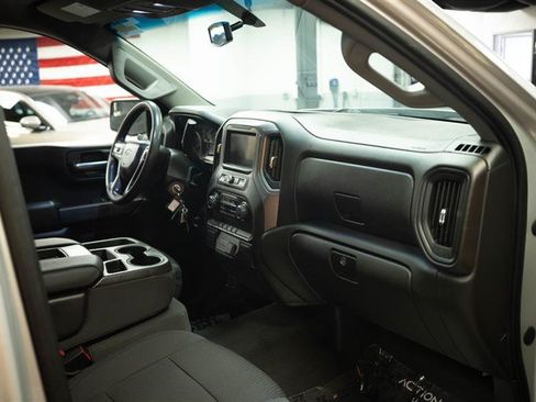Used 2021 Chevrolet Silverado 1500 Custom Trail Boss AWD/4WD image 12