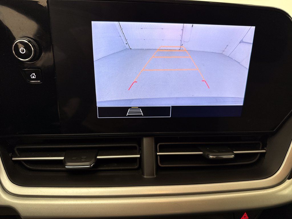 Used 2024 Chevrolet Trax LS FWD image 19