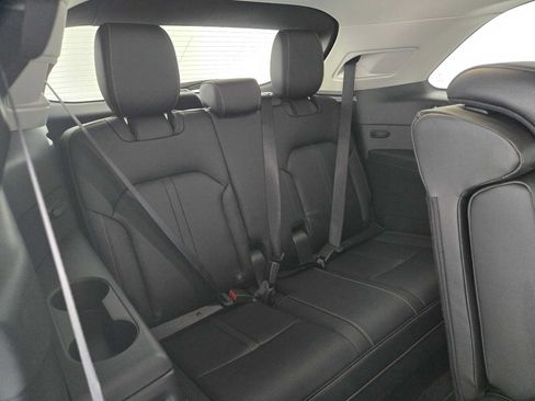 Used 2025 MAZDA CX-90 Plug-In Hybrid w/ Preferred AWD/4WD image 13