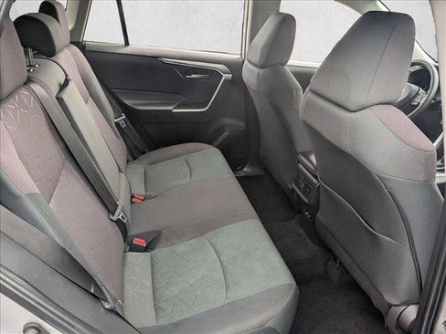 Used 2024 Toyota RAV4 XLE image 20