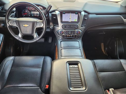 Used 2018 Chevrolet Tahoe Premier AWD/4WD image 12