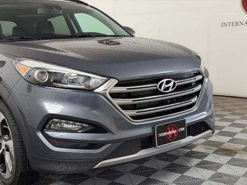 Used 2018 Hyundai Tucson Limited w/ Ultimate Package 02 FWD image 11