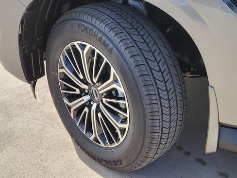 New 2026 Nissan Armada SL w/ Captain's Chari Seat Package image 11