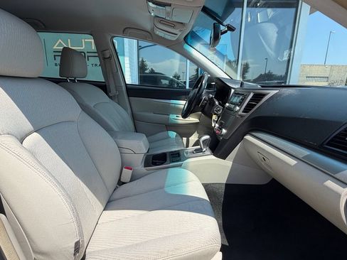 Used 2012 Subaru Outback 2.5i Premium w/ Popular Pkg 1B AWD/4WD image 12