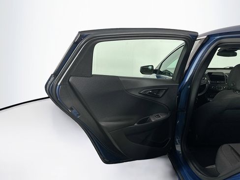 Used 2024 Chevrolet Malibu LT image 25
