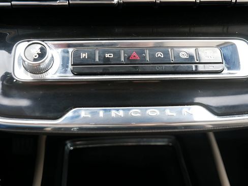 Used 2024 Lincoln Corsair Reserve FWD image 21
