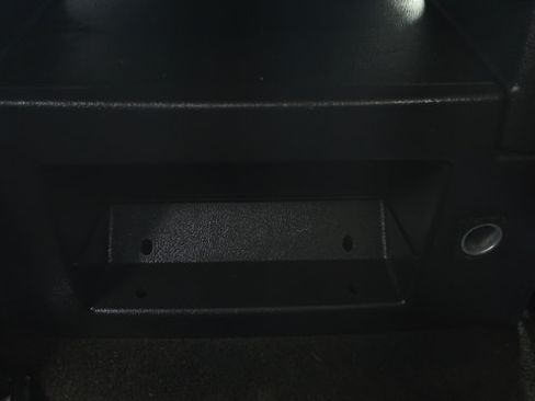 Used 2015 Chevrolet Silverado 2500 LT AWD/4WD image 14