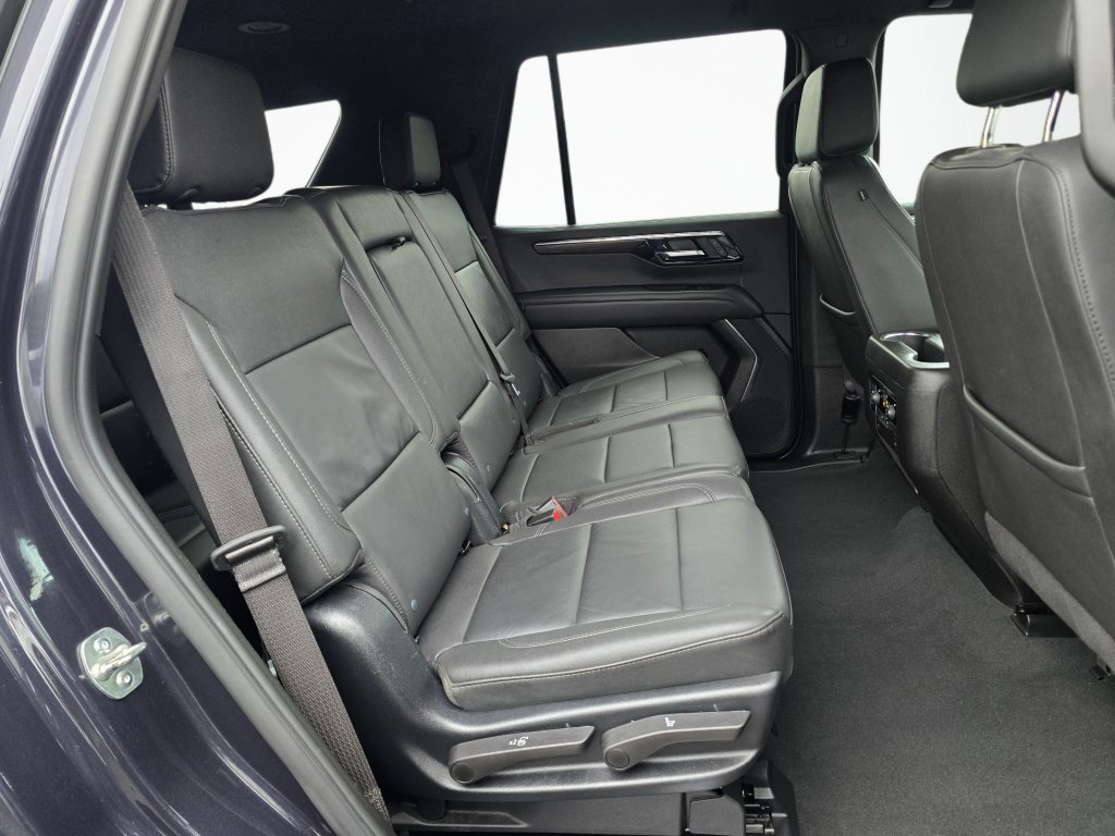 Used 2025 Chevrolet Tahoe LT AWD/4WD image 26