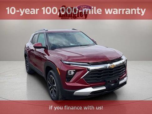 Used 2025 Chevrolet TrailBlazer LT w/ Driver Confidence Package AWD/4WD image 8