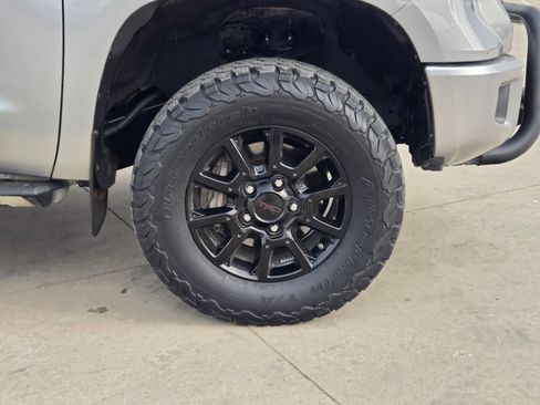 Used 2018 Toyota Tundra SR5 image 33