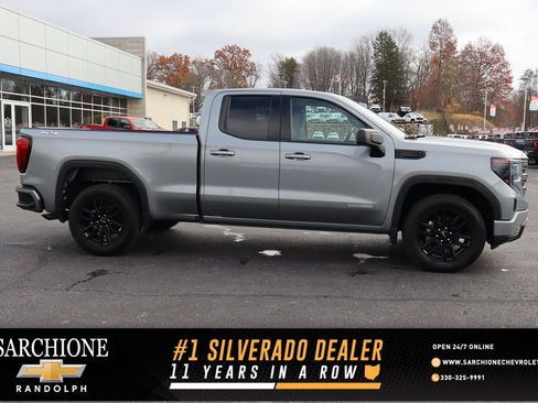 Used 2023 GMC Sierra 1500 Elevation image 1