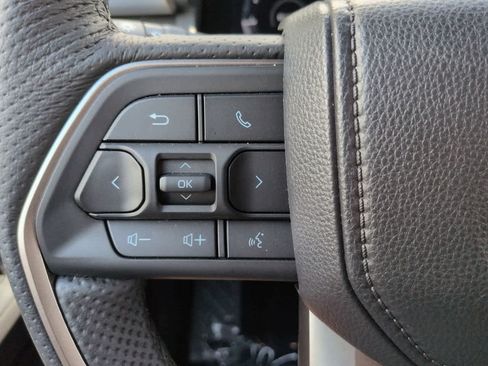 Used 2025 Toyota Tacoma TRD Off-Road w/ TRD Off Road Premium Package AWD/4WD image 24