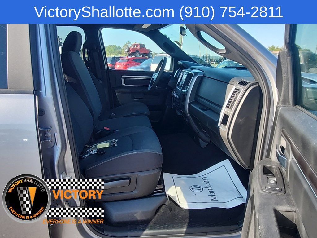 Used 2023 RAM 1500 Warlock AWD/4WD image 33