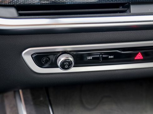 New 2026 BMW X7 xDrive40i image 18